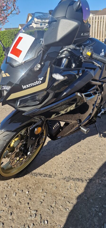 Before LXR Motorbike Gold-to-Pearlescent Graphics Refresh project photo 1 of 7
